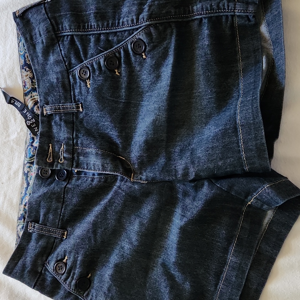 Womens size 4 denim short shorts